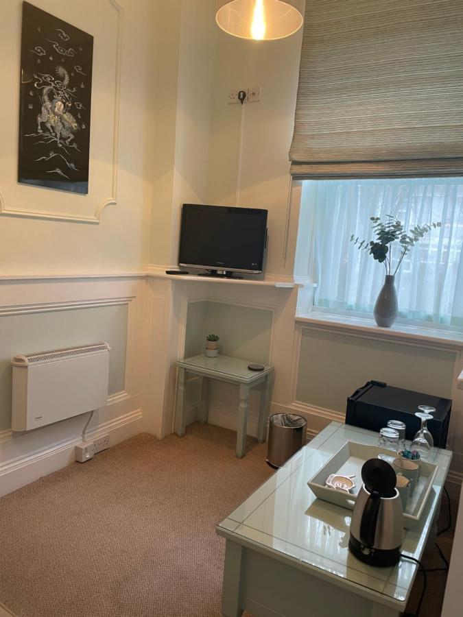 Bed and Breakfast Carlton Court Торкі Екстер'єр фото