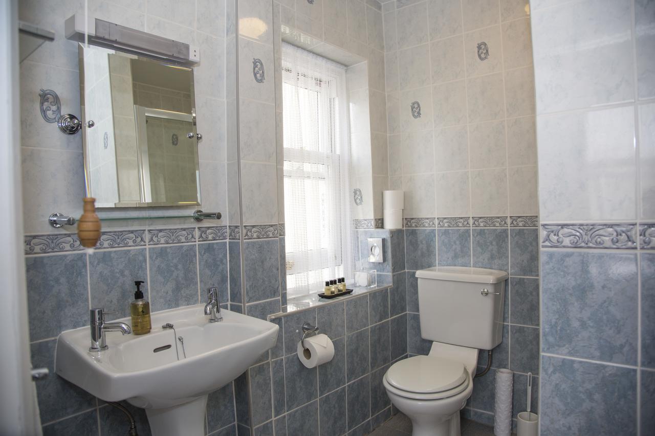 Bed and Breakfast Carlton Court Торкі Екстер'єр фото