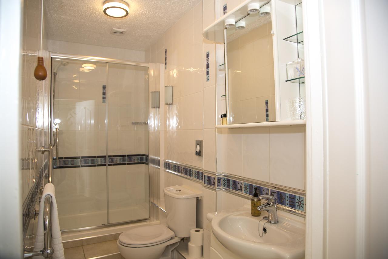 Bed and Breakfast Carlton Court Торкі Екстер'єр фото